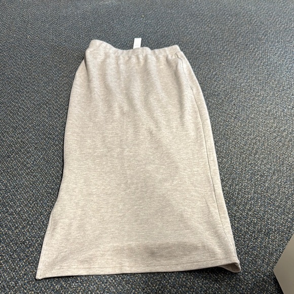 Kinnette skirt S // 062725 - Picture 1 of 2